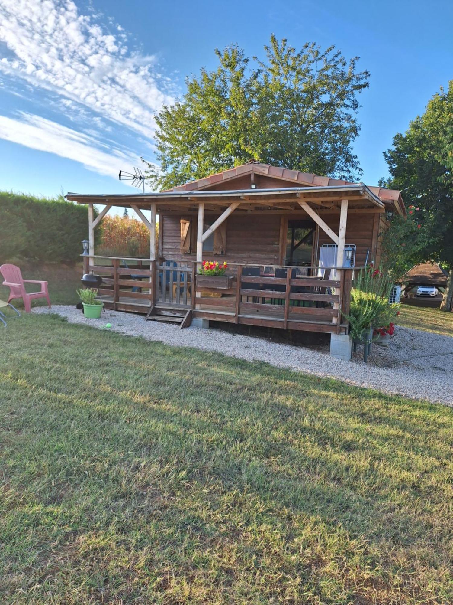 Saint-Genies Le Chalet Douillet מראה חיצוני תמונה